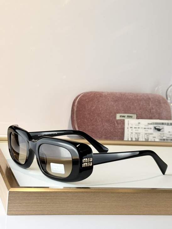 Picture of Miu Miu Sunglasses _SKUfw77893992fw